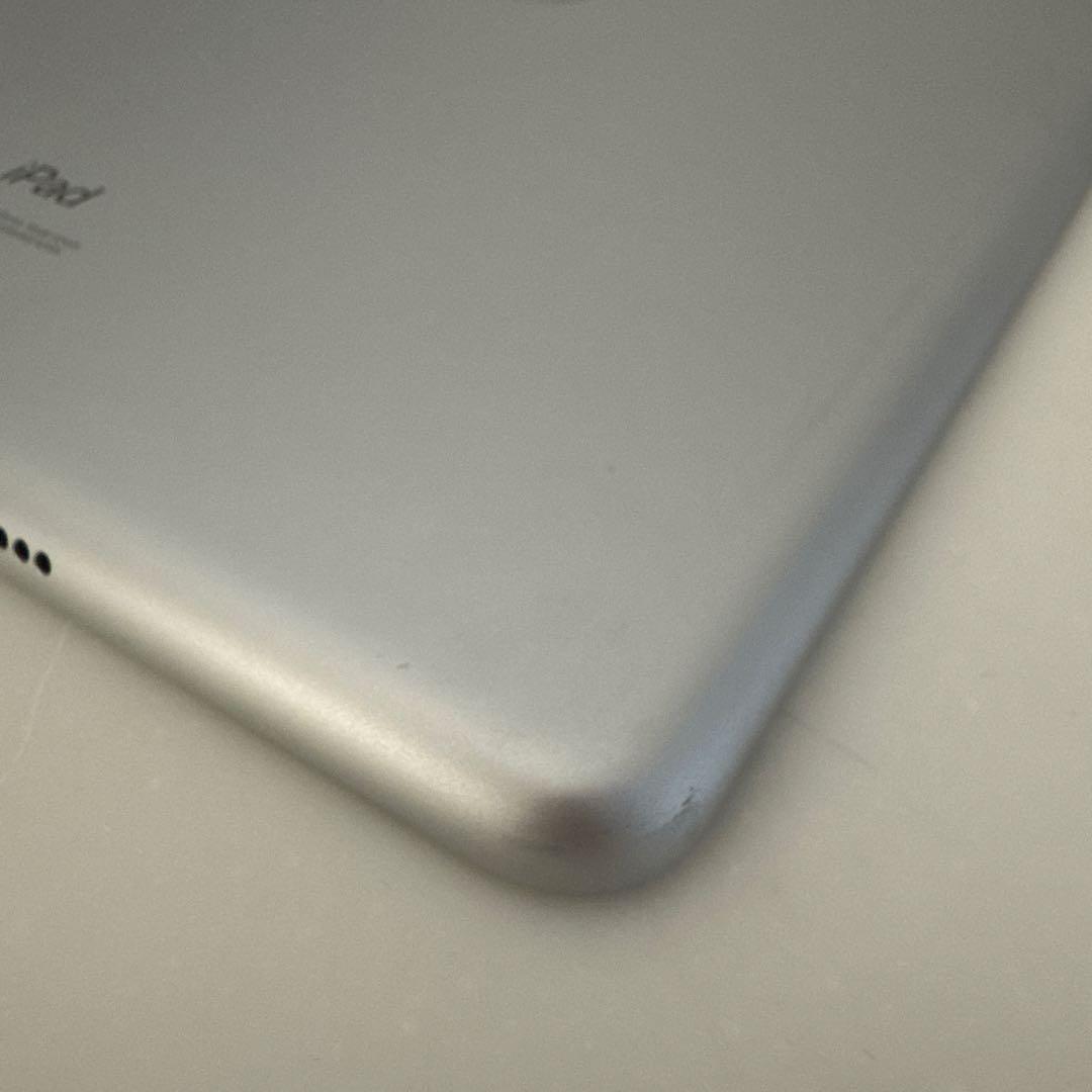 iPad第8世代Wi-Fi+セルラー 32GB【ジャンク品】