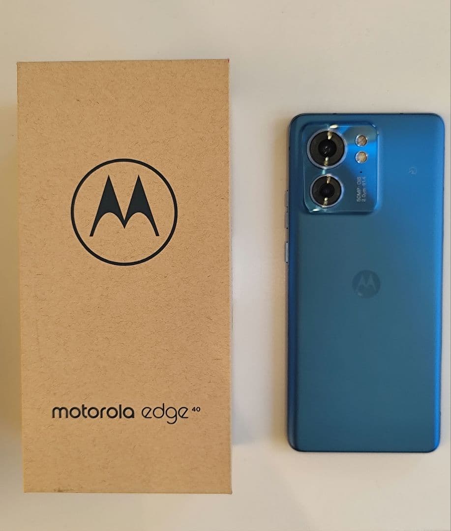 【即日発送・箱付き・中古美品】motorola edge 40 ルナブルー 本体