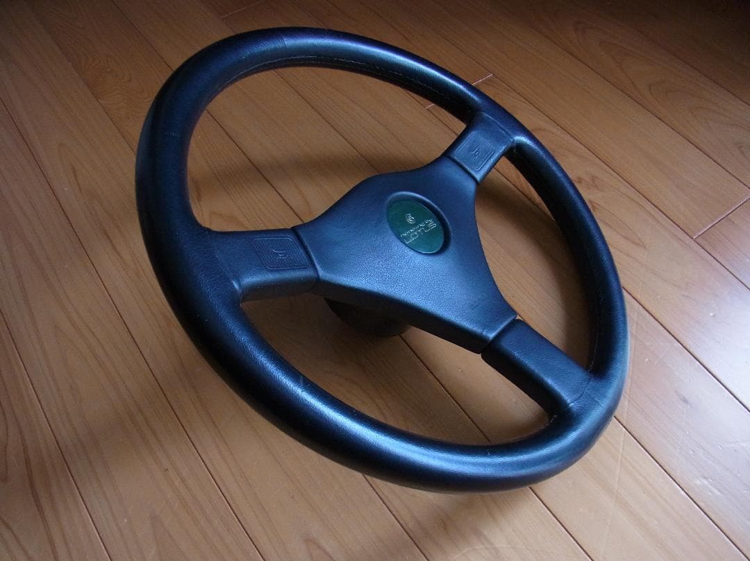 いすゞビッグホーンハンドリングバイロータス純正ステアリング