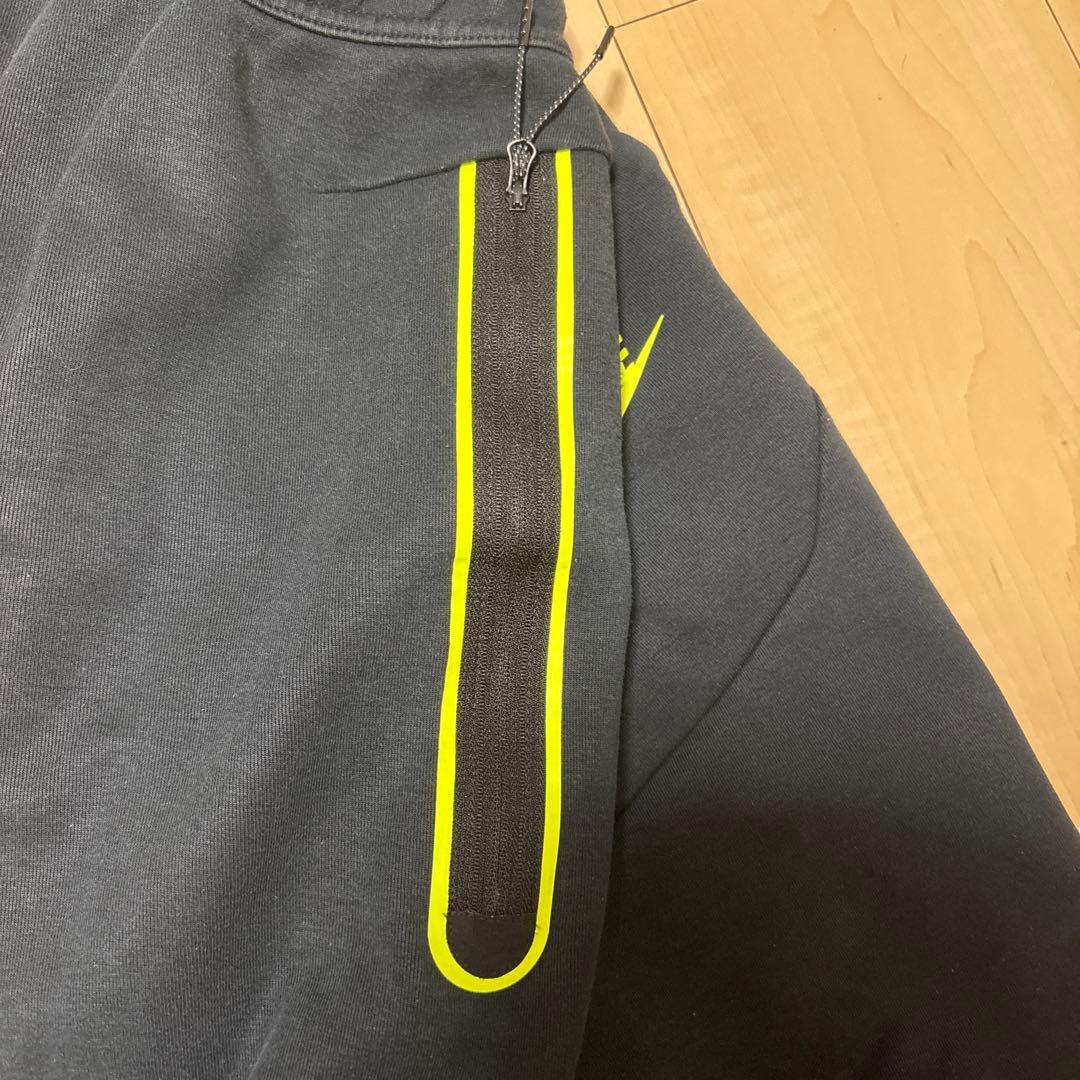 ら*ー様 NIKEテックフリース 廃盤モデル黒タグ 上下セットアップ