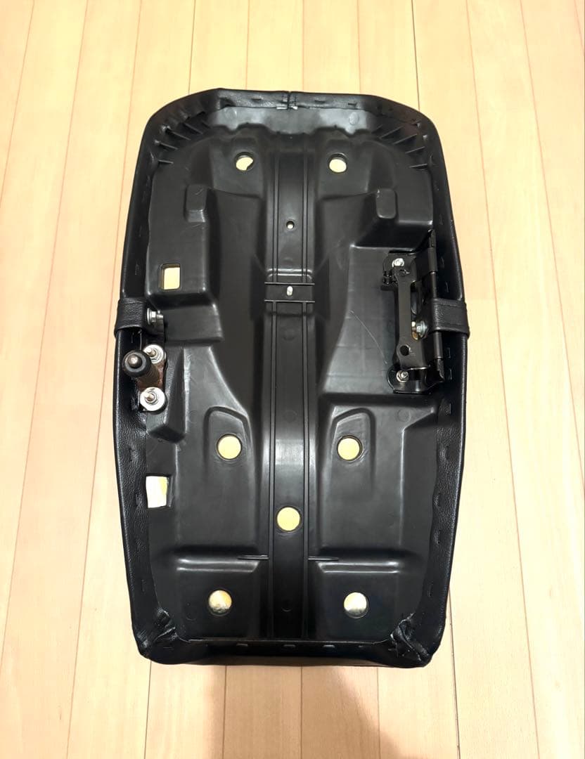 CBX400F 純正タイプシート