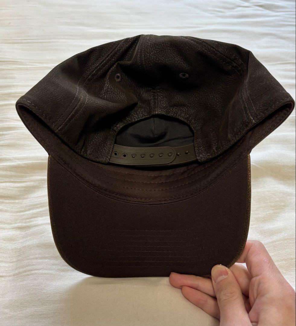 Kith レザー ロゴキャップ ブラウン