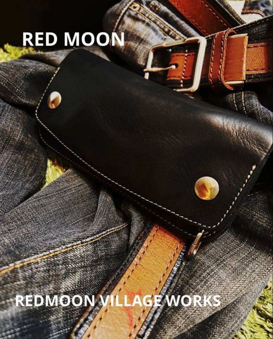 レッドムーン　トラッカーウォレット　RED MOON dude 専用化粧箱付き
