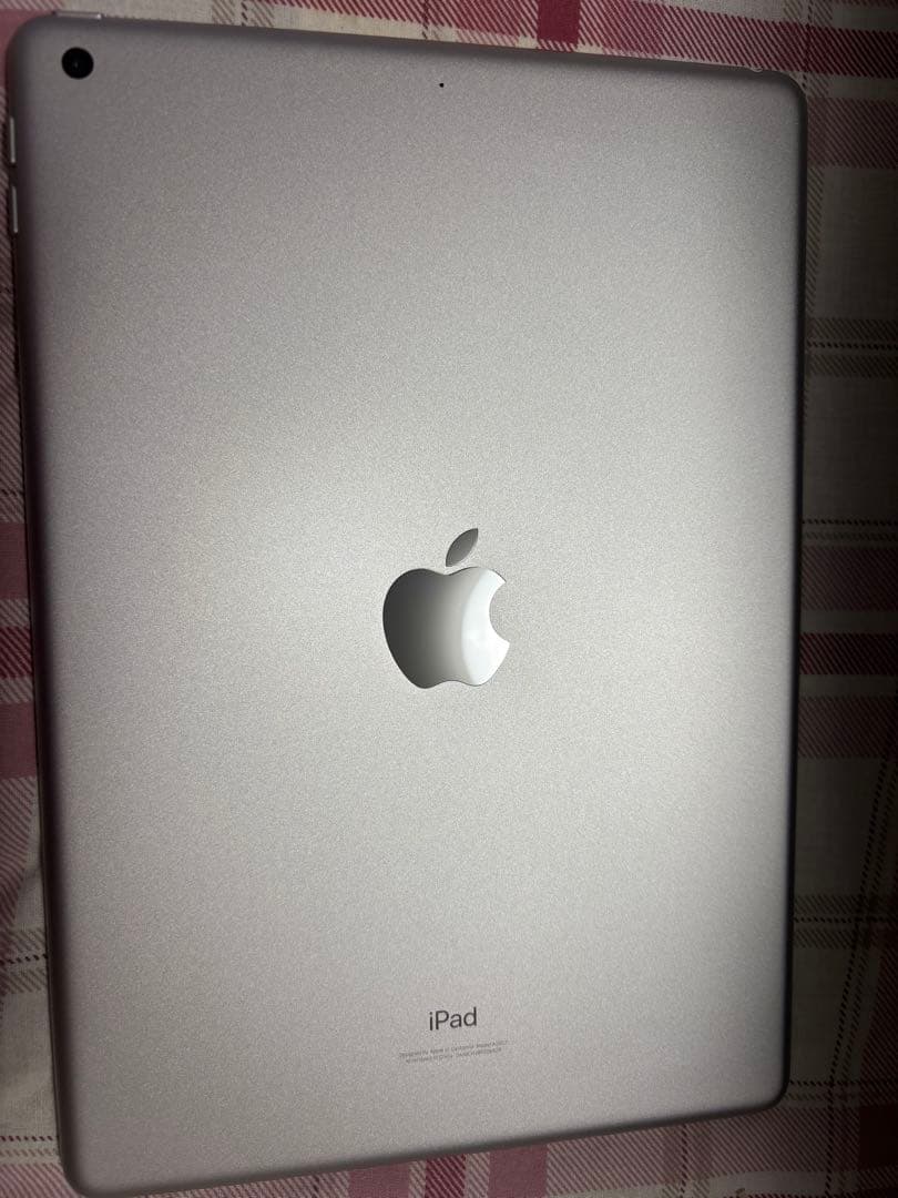 iPad (第9世代) 64GB Wi-Fi 本体