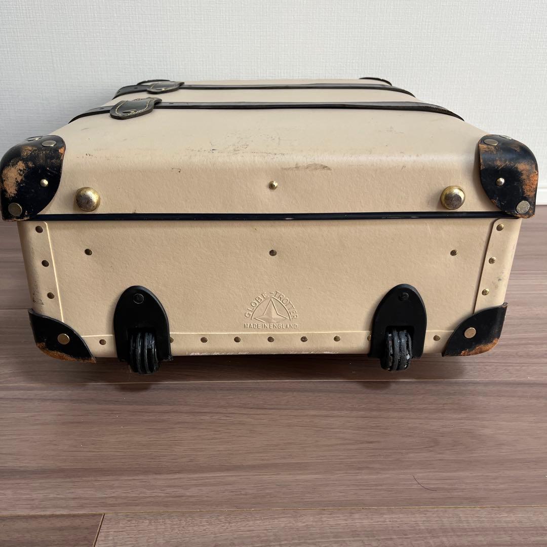 グローブ・トロッター×SHIPS 21インチ スーツケース