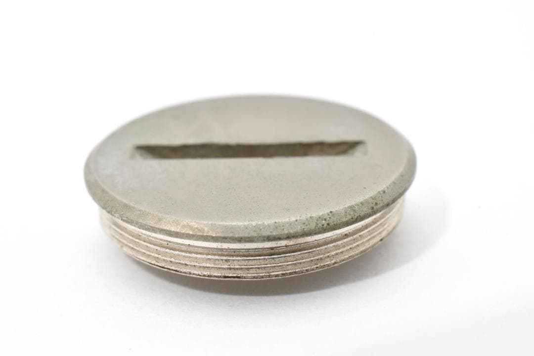 Contax T2用電池蓋　概ねキレイです。使用OKです。　②