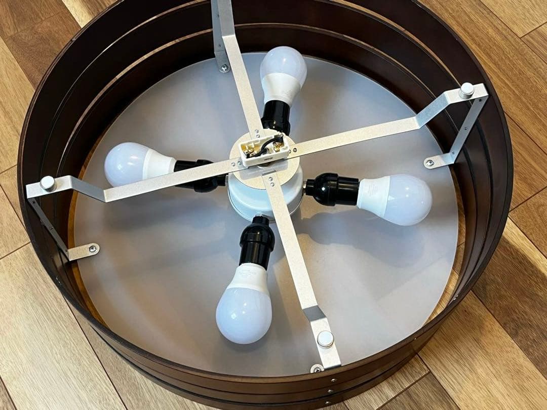 Ｎ．ウッドシーリングライト　HC002 LED電球4個付き