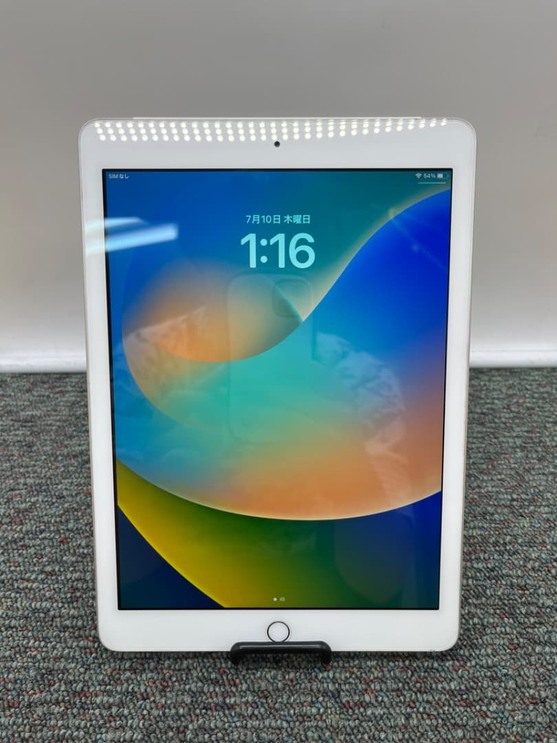 iPad5　第5世代　Wi-Fi+Cellularモデル　simフリー　f857
