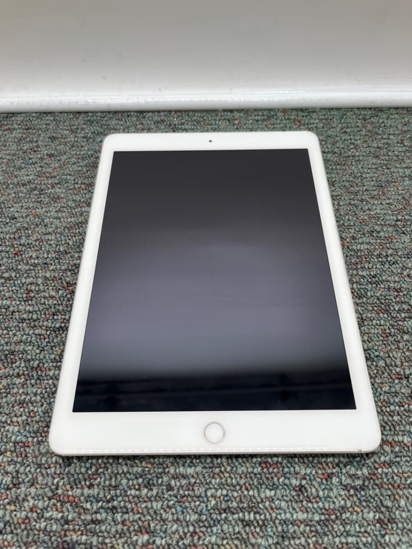 iPad5　第5世代　Wi-Fi+Cellularモデル　simフリー　f857