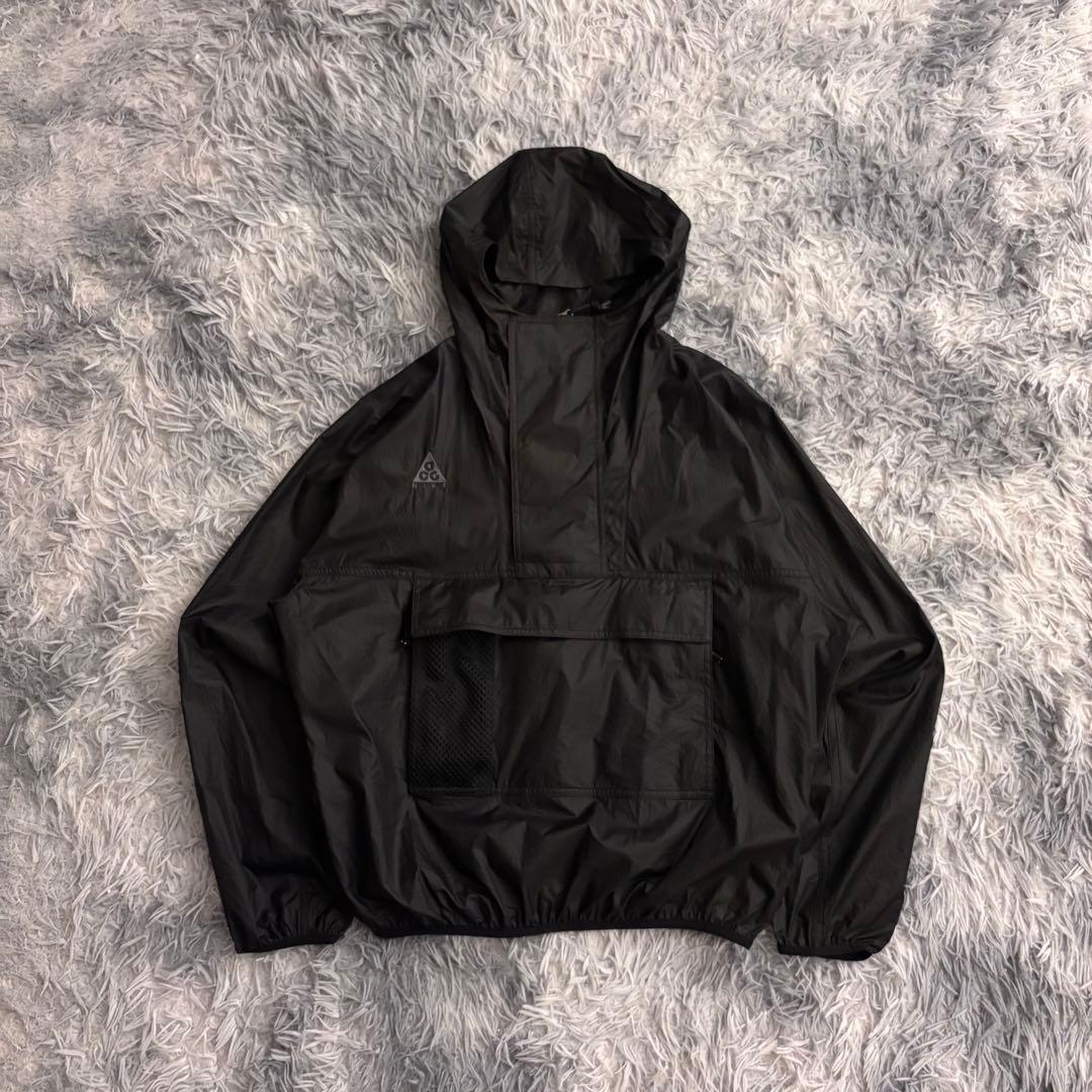 m*u様 NIKE ACG アノラックパーカー　美品　ナイロンジャケット　短丈