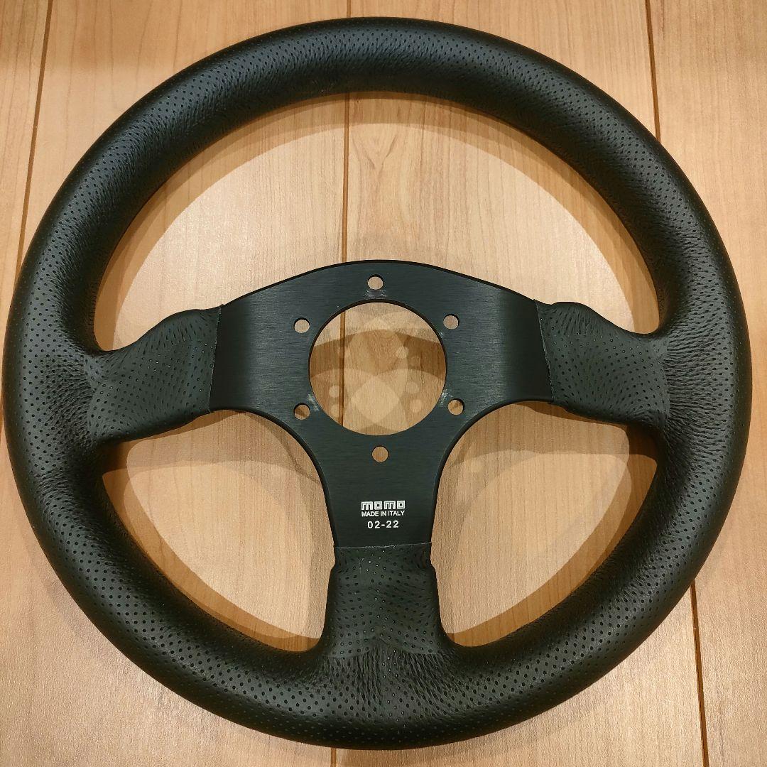 【値下げ】MOMO ステアリング COMPETITION Φ32cm