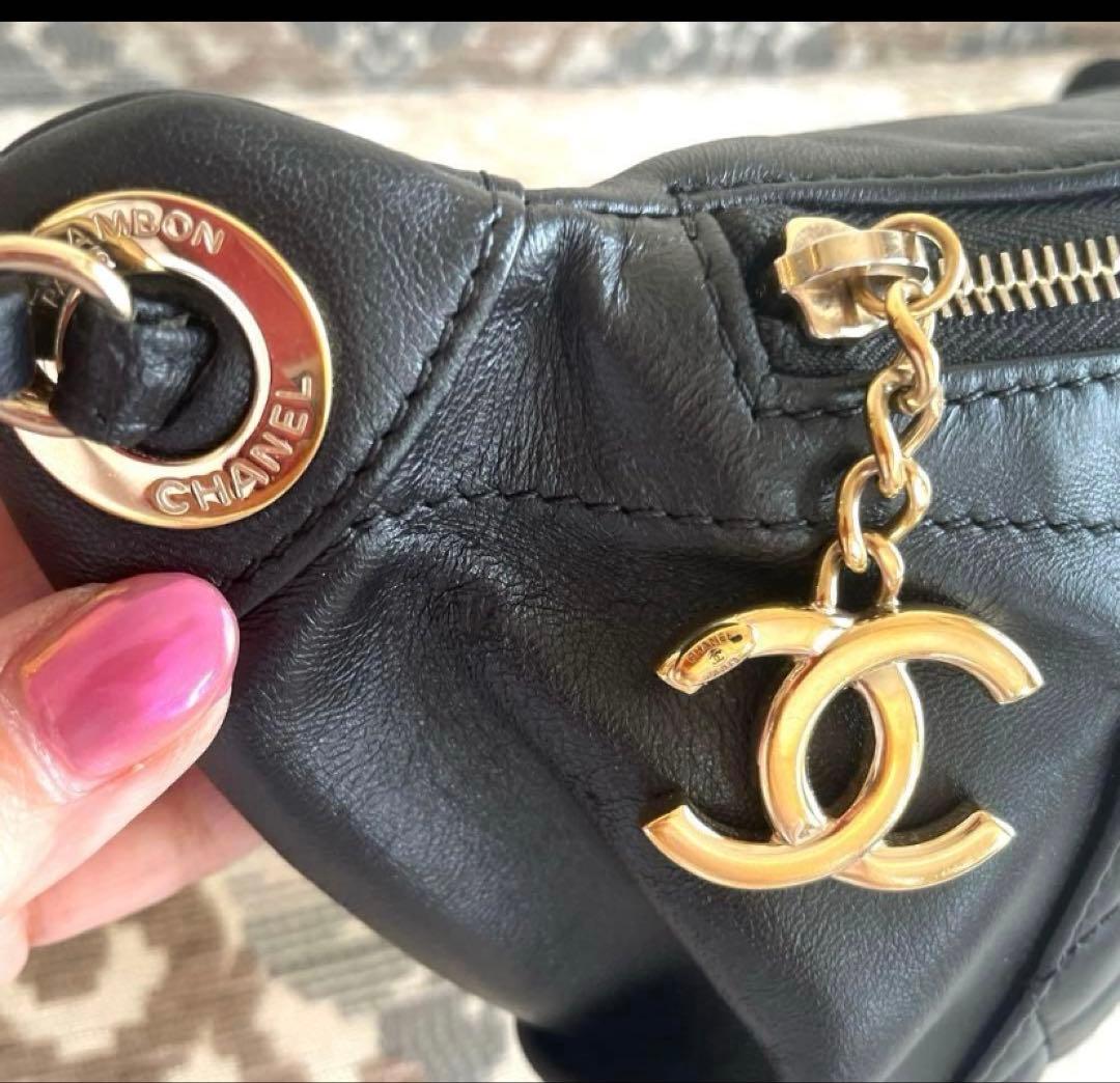 最終お値下げ！美品⭐︎CHANEL ブラック キルティング ボディバッグ