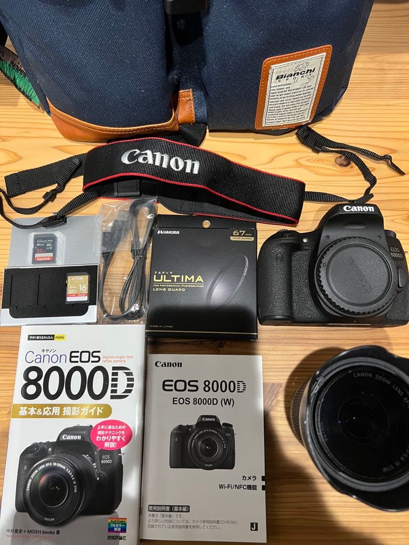 Canon EOS 8000D デジタルカメラ　一眼レフ