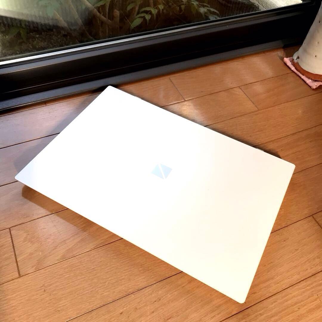 Windowsノート本体 NEC LaVie N1515/AAW