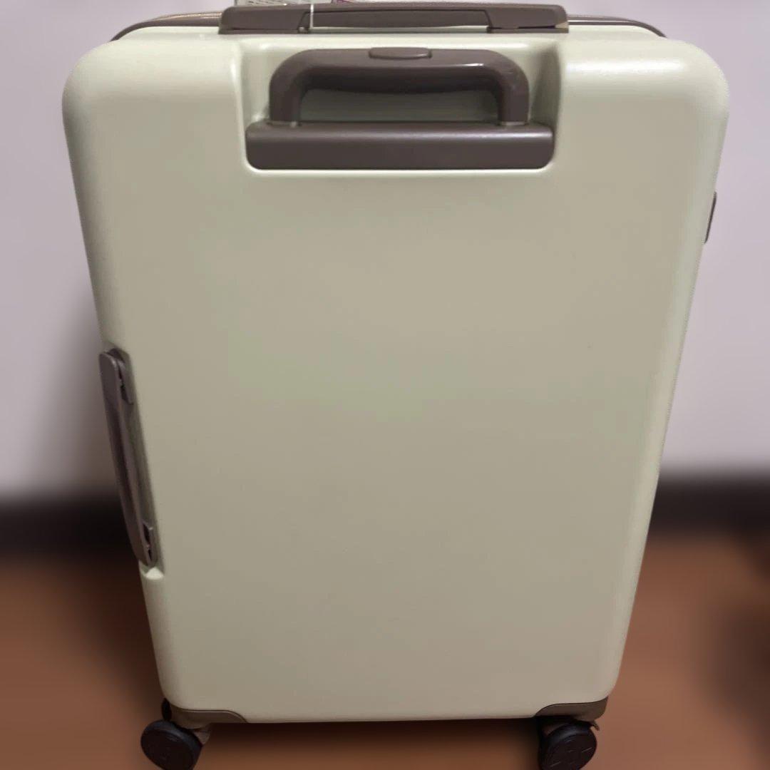 新品未使用　ポケモンセンター　ミミッキュ　スーツケース　Mサイズ　カバー付き