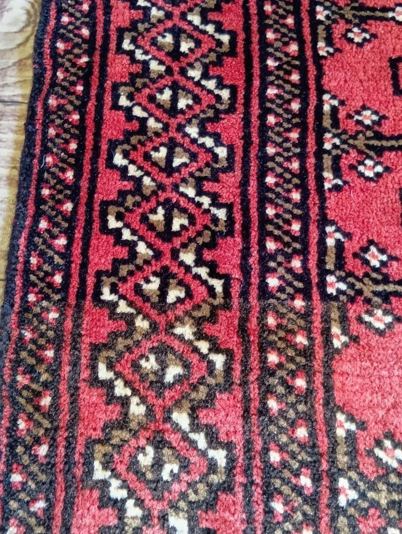 【りょーび】ペルシャ絨毯　トルクメン　トライバルラグ　イラン手織り(12)