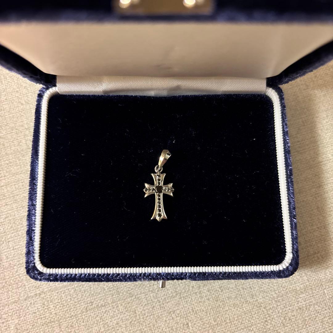 プラチナクロスペンダントトップ専用です