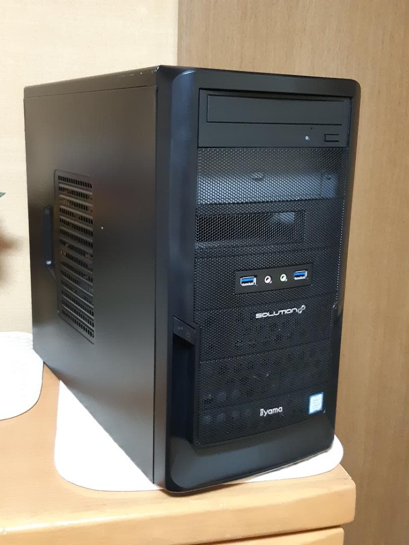 自作PC　i5 8400・8GB・SSD128GB・R9 380・Win11