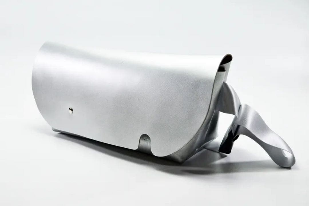 新品 Uni&co. メッセンジャーバッグ S / SILVER