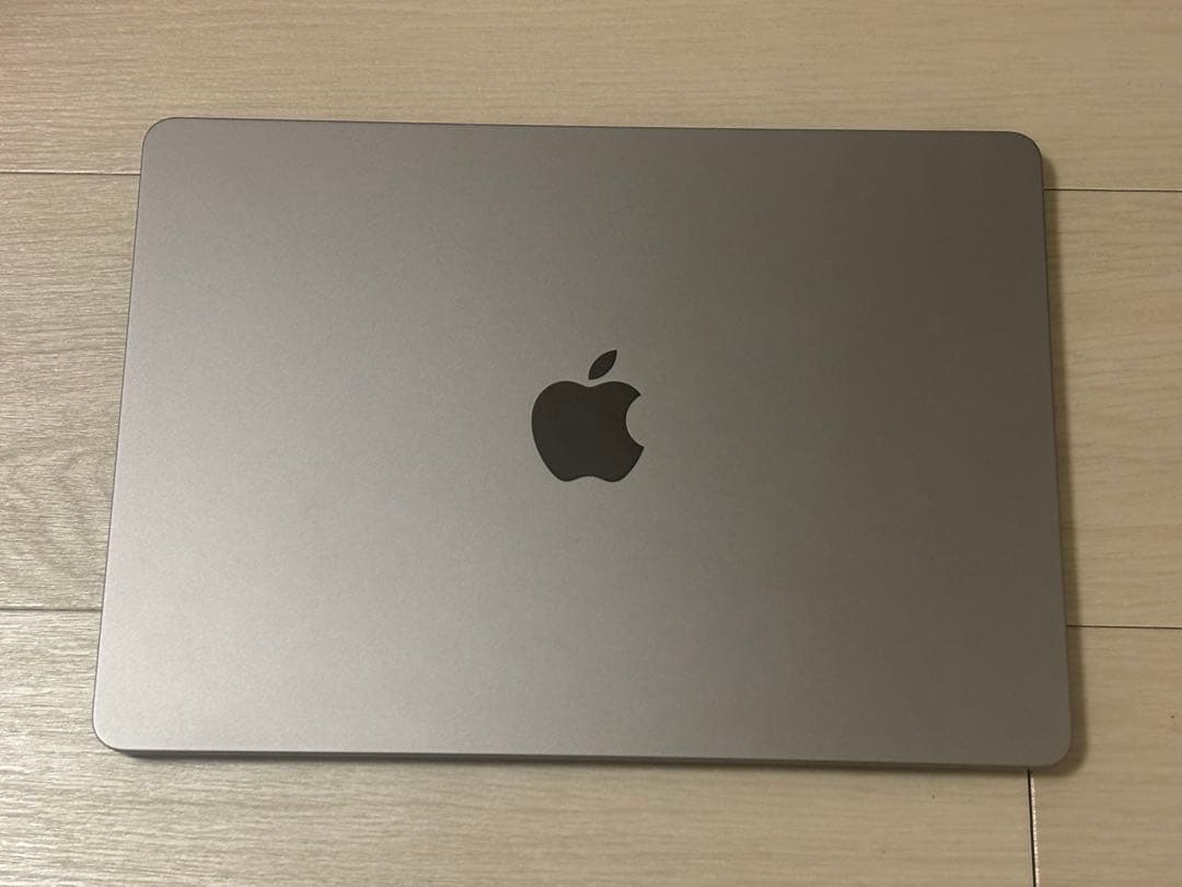 MacBook Air 13インチ M2 16GB 512GB スペースグレイ