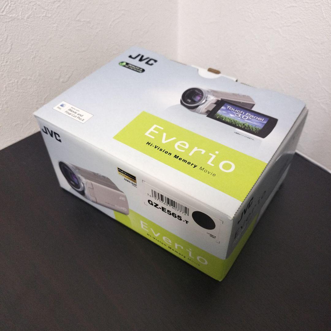 ビデオカメラ JVC Everio GZ-E565