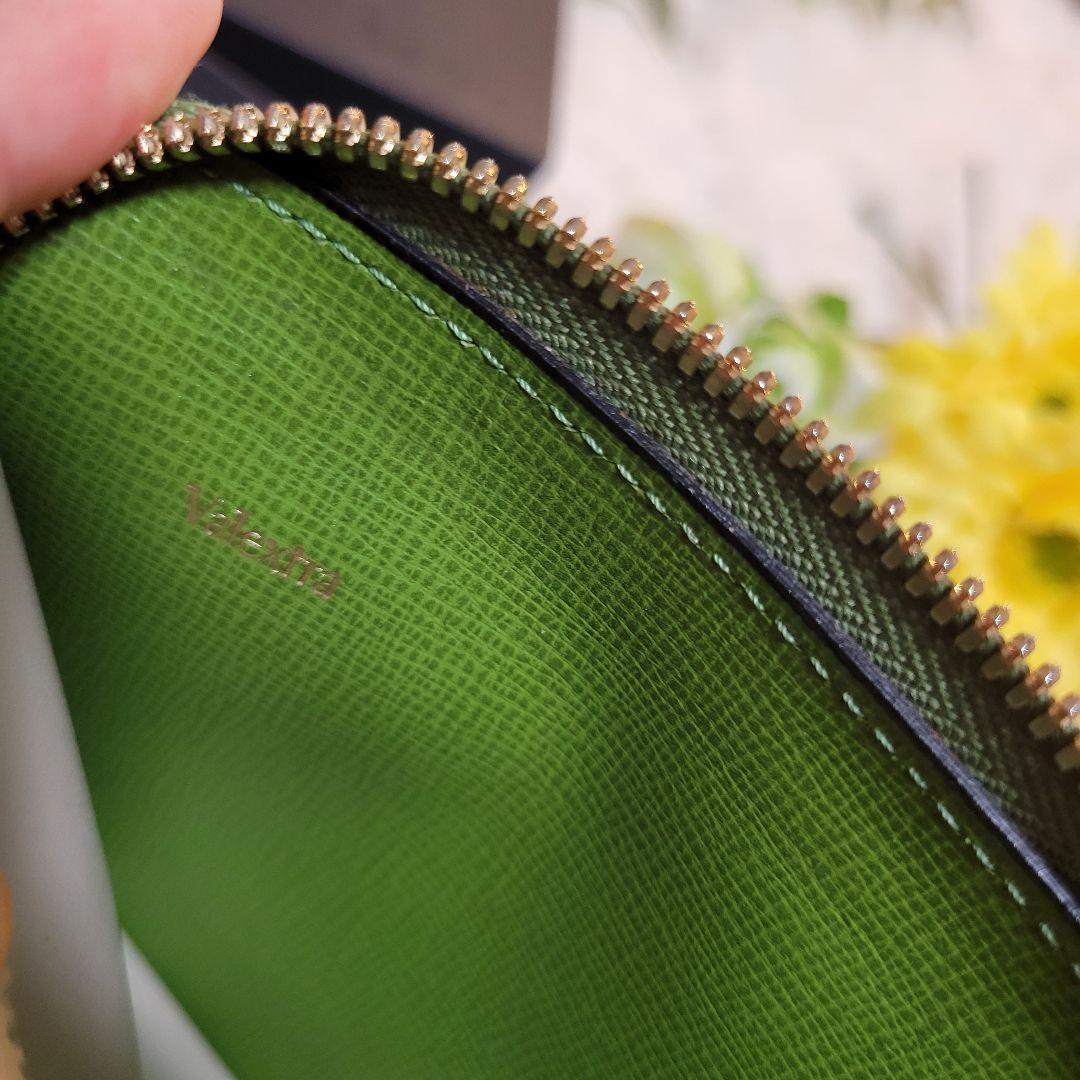 ヴァレクストラ　グリーン　チェーン　長財布　ウォレット　サイフ