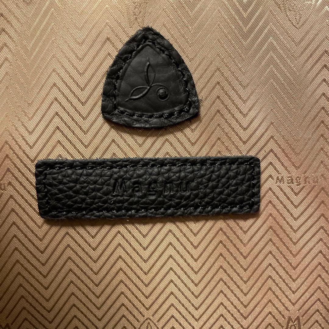 【セール中】Magnu黒 レザー トートバッグ