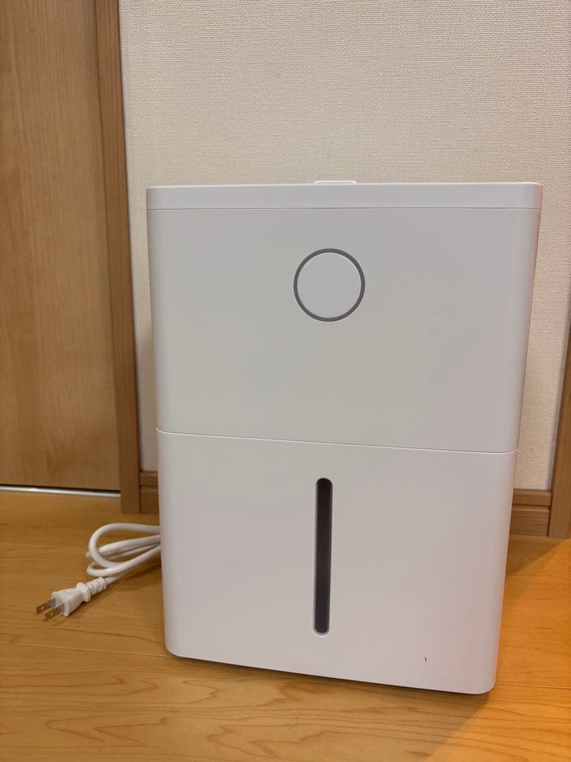 最終値下　11r19 YAMAZEN 除湿機 YDC-J03(W) 2025年製