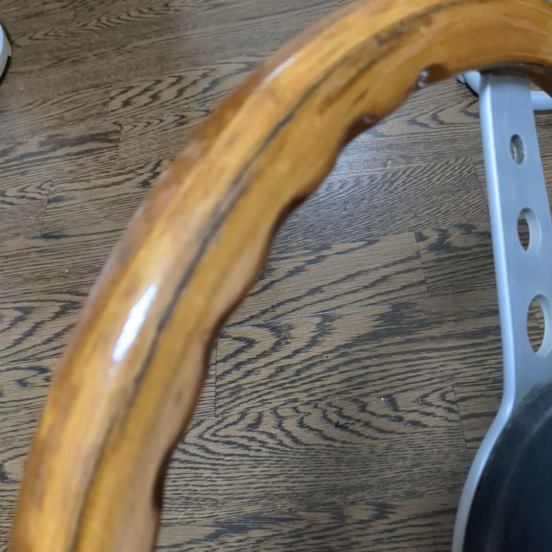 ジャンク MOMO ウッド ステアリング ハンドル レストアベース ボス付