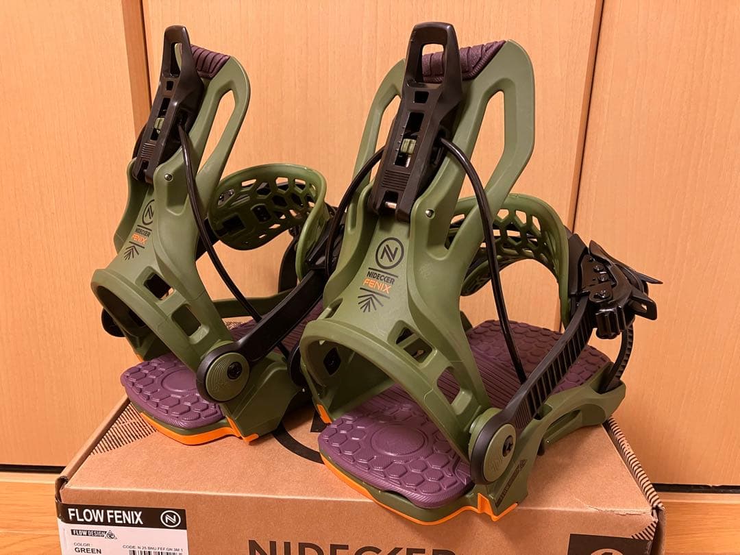 【使用2回美品】24-25 FLOW FENIX Mサイズ