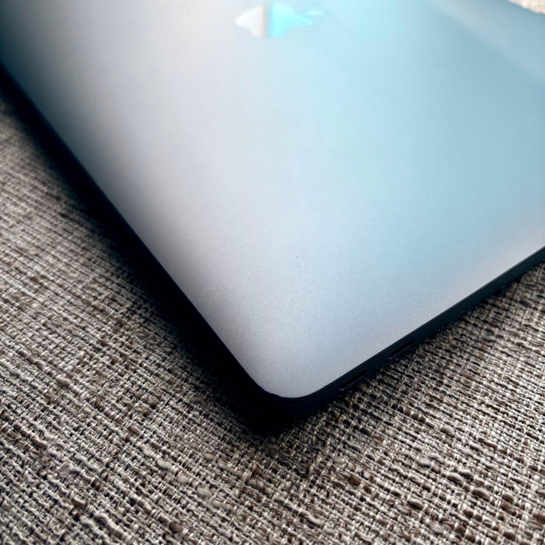 MacBook本体 Apple MacBook Air M1 MGN63J/A