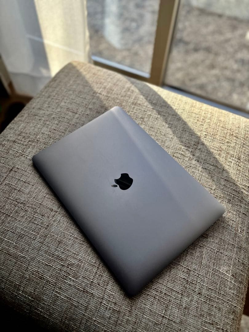 MacBook本体 Apple MacBook Air M1 MGN63J/A