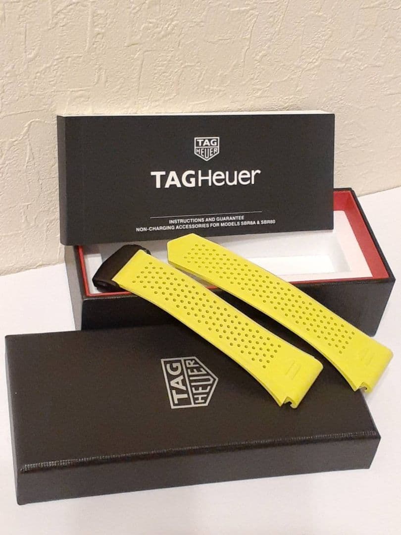 未使用　タグホイヤー 純正 コネクテッド　45mm用　ラバーベルト イエロー