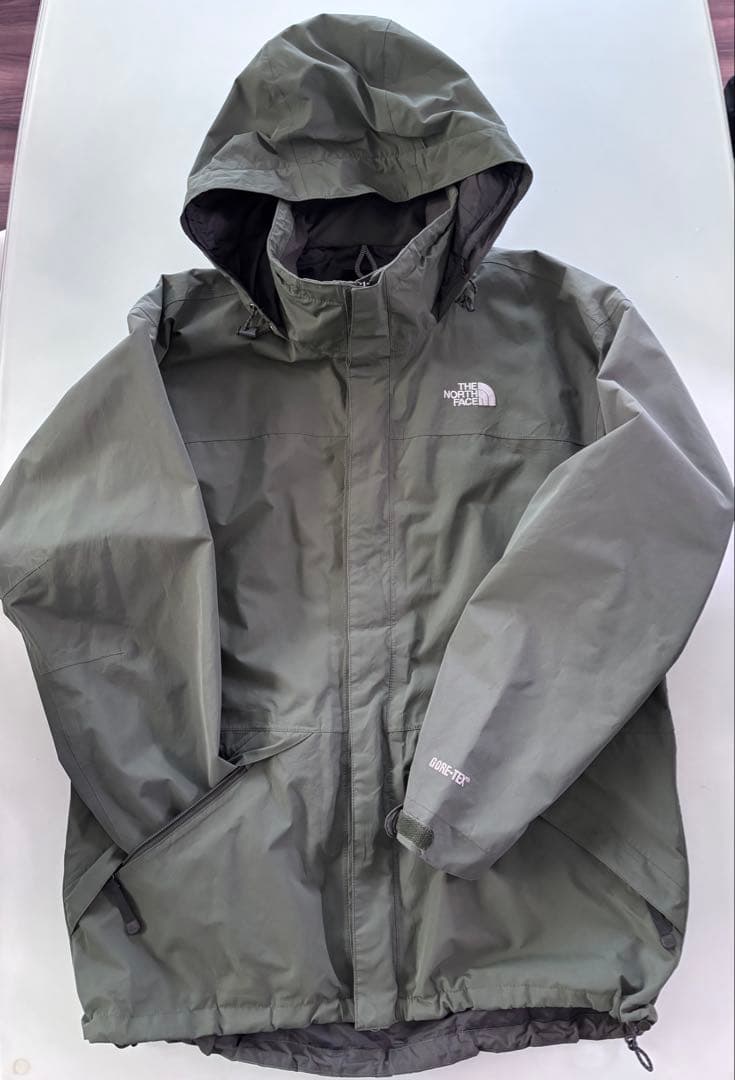 い*。様 THE NORTH FACE マウンテンパーカー　GORE-TEX U