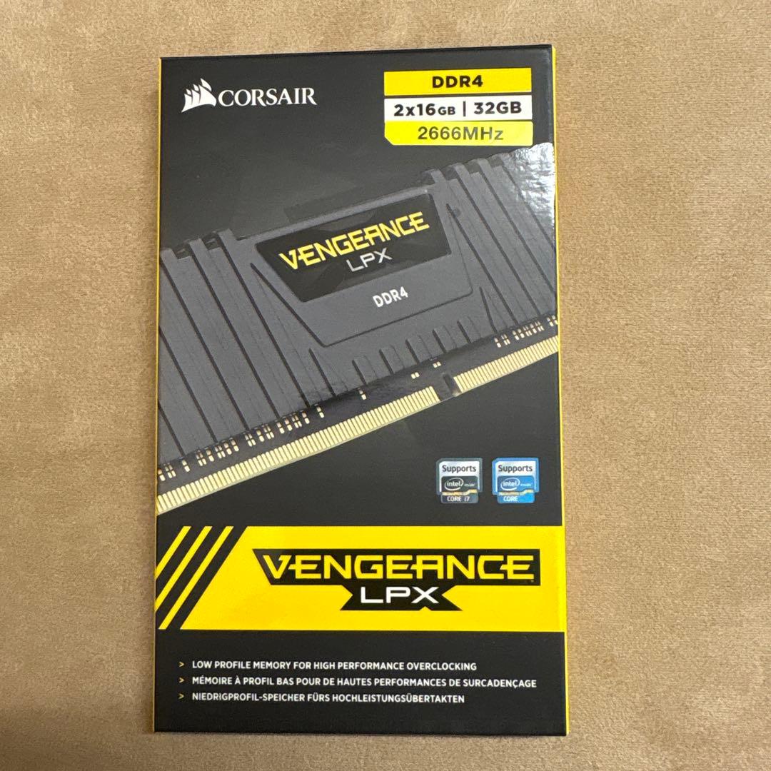 メモリー CORSAIR VENGEANCE LPX DDR4 32GB 2666MHz
