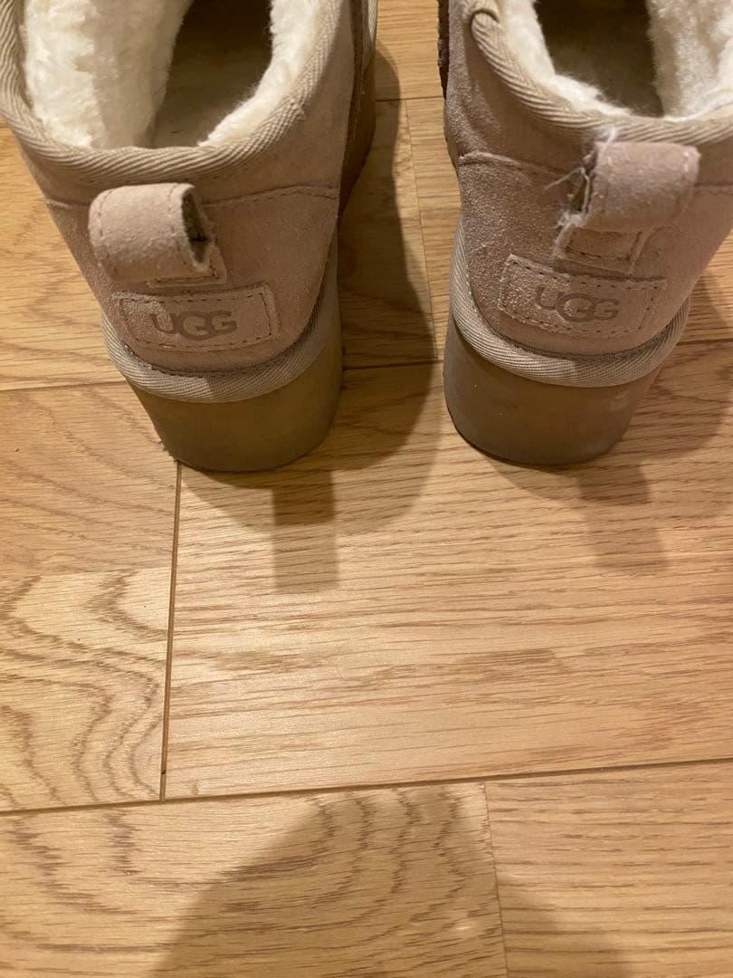 あ*ほ様 UGG 厚底ムートンブーツ