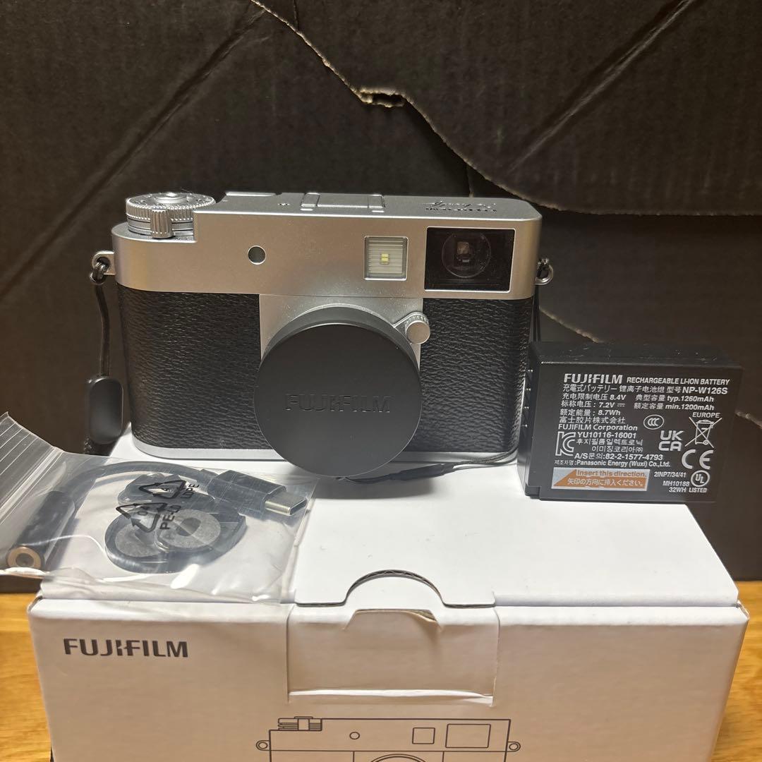 デジタルカメラ FUJIFILM X half