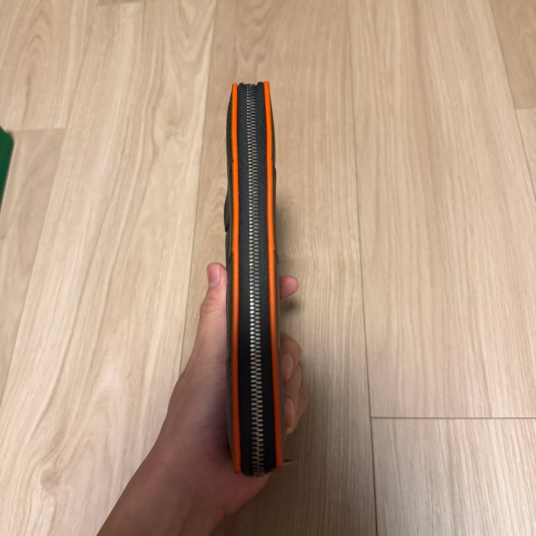 BOTTEGA VENETA カセット　ジップアラウンドロングウォレット