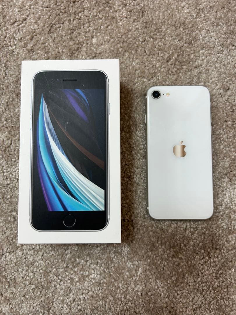 iPhone SE(第2世代) SIMフリー 64GB ※ホームボタン故障