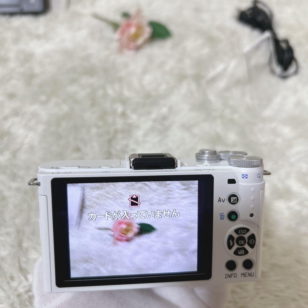 【希少】PENTAX Q-S1 Q-S1 Wズームキット　ミラーレス一眼