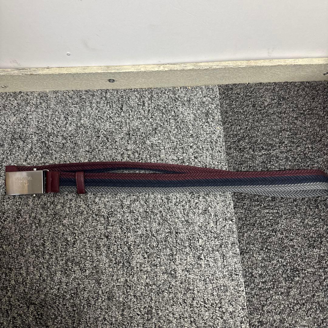 美品　プラダ ガチャベルト バックル ロゴ 本物真贋済み