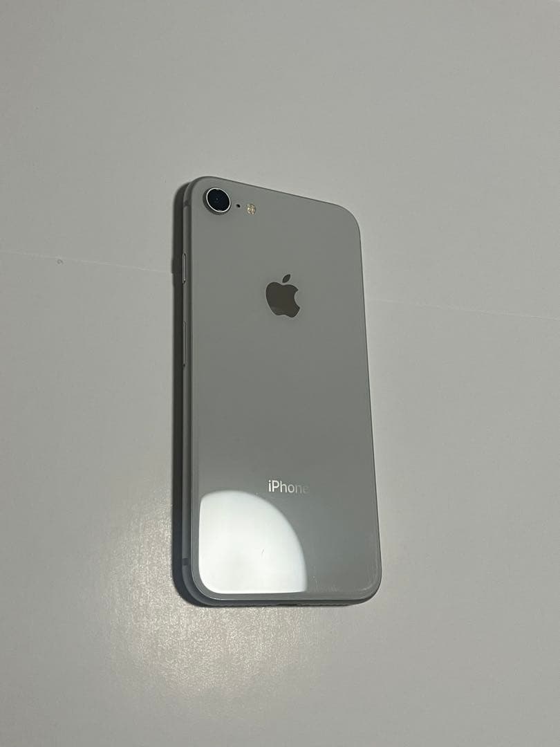 iPhone 8 64GB ホワイト SIMフリー｜美品｜初期化済｜即発送