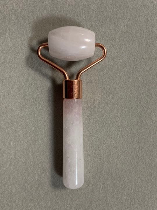 ローズクォーツローラー