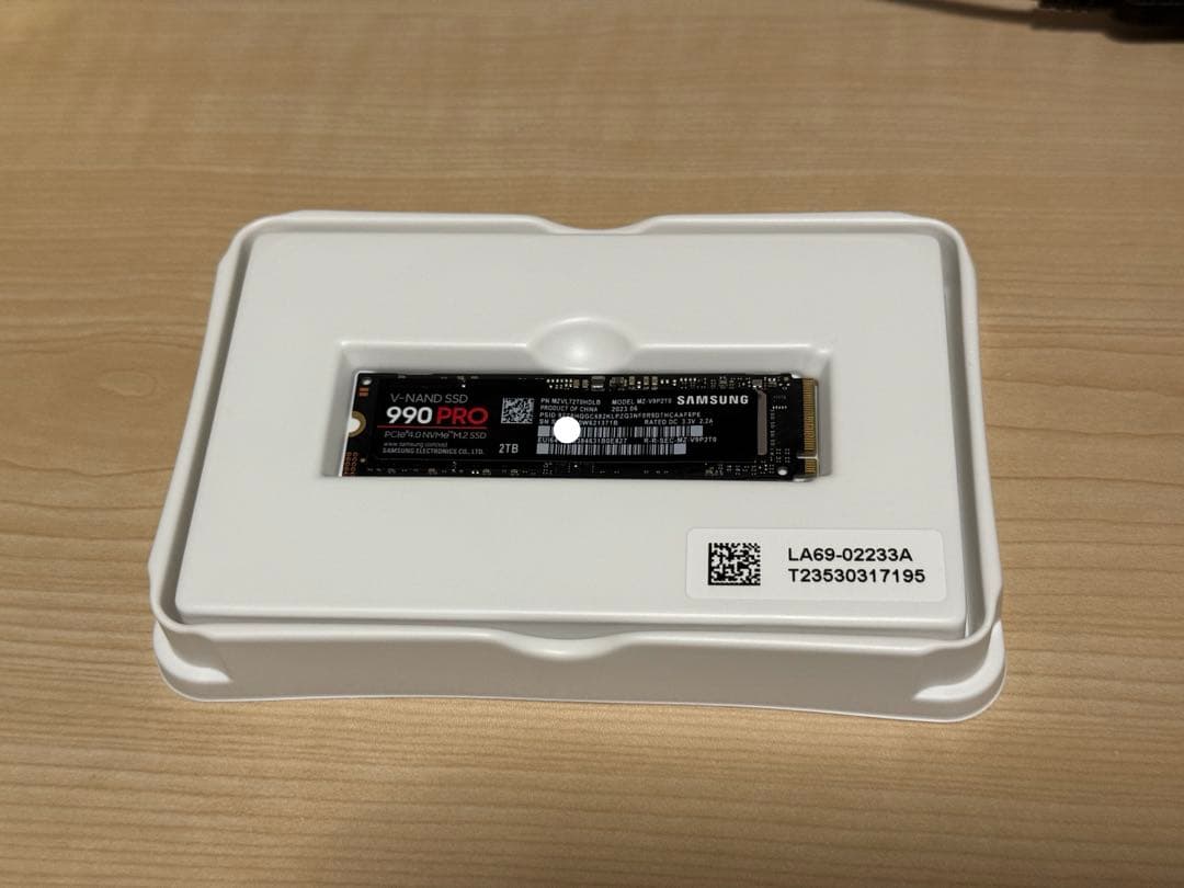 Samsung 990 PRO 2TB M.2 SSD 中古品
