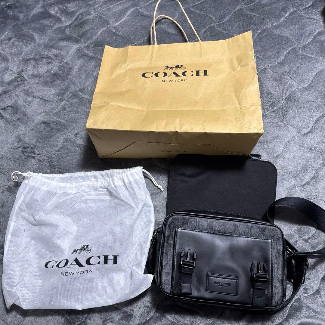 『中古美品』コーチ（coach）　メッセンジャーバッグ