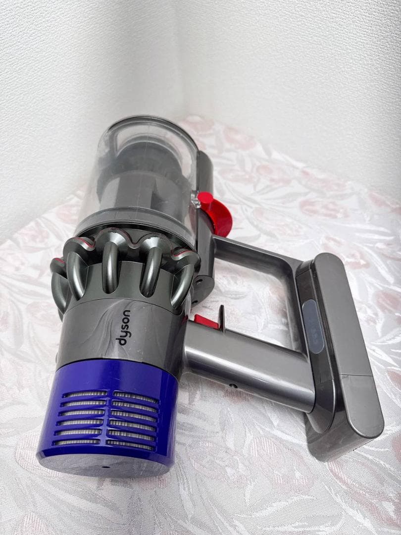 【分解洗浄済】325-2-ダイソン dyson v10 sv12 掃除機 作動品