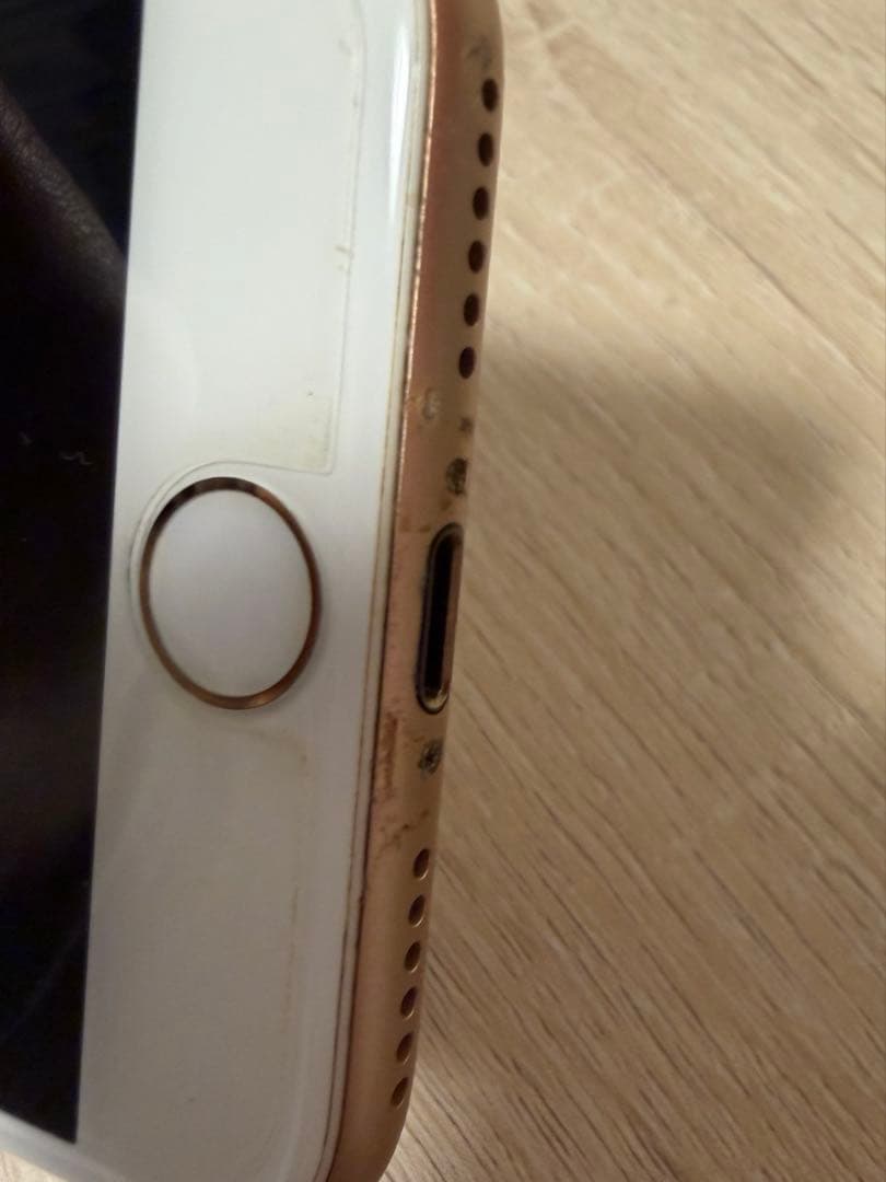 iPhone8 ピンクゴールド