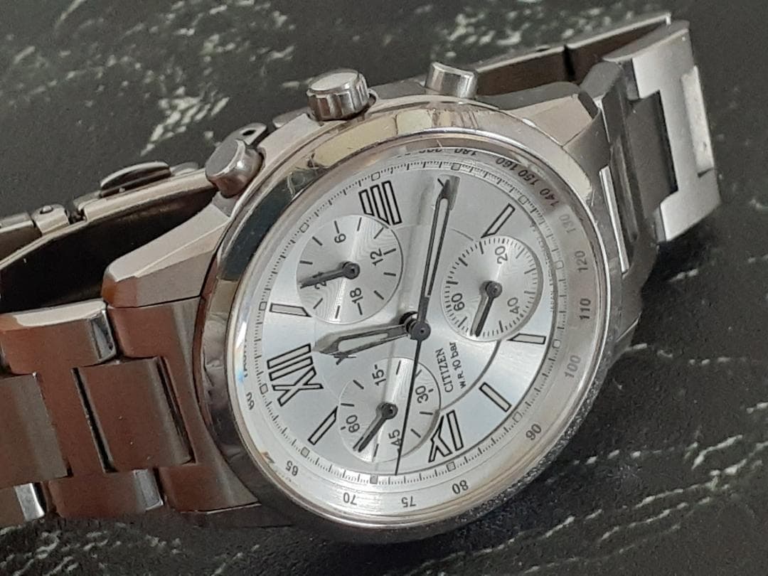 超美品【多機能・稼働品】CITIZEN シチズン クロノグラフ シルバー