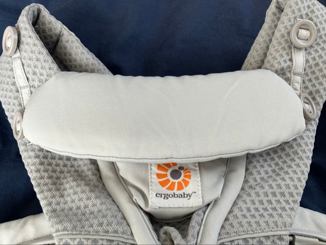 エルゴベビー メッシュ抱っこ紐 グレー　オムニブリーズ