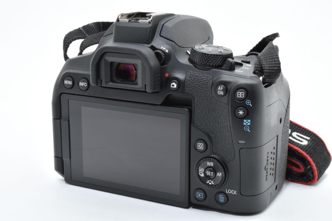 #597★美品★Canon EOS kiss X10i ボディ